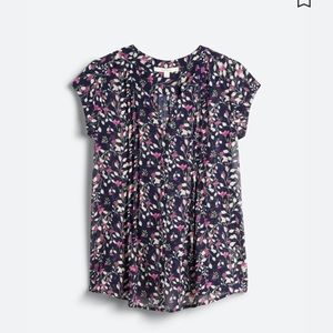 FUN2FUN Alvena Split Neck Blouse